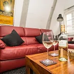 Atelierwohnung Im Altstadthaus