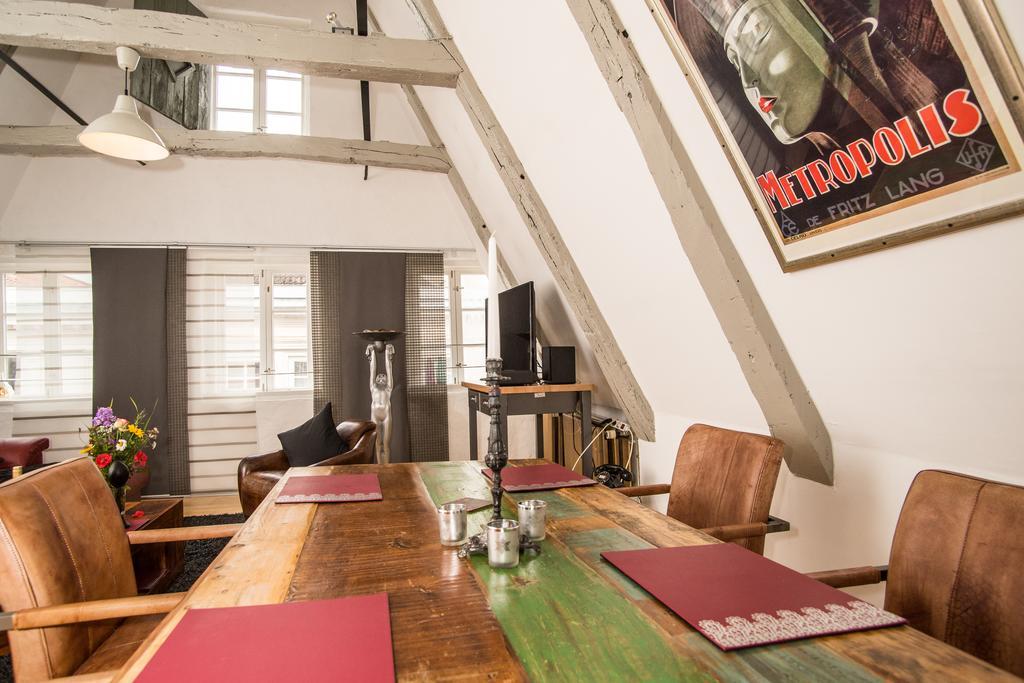 Atelierwohnung Im Altstadthaus *