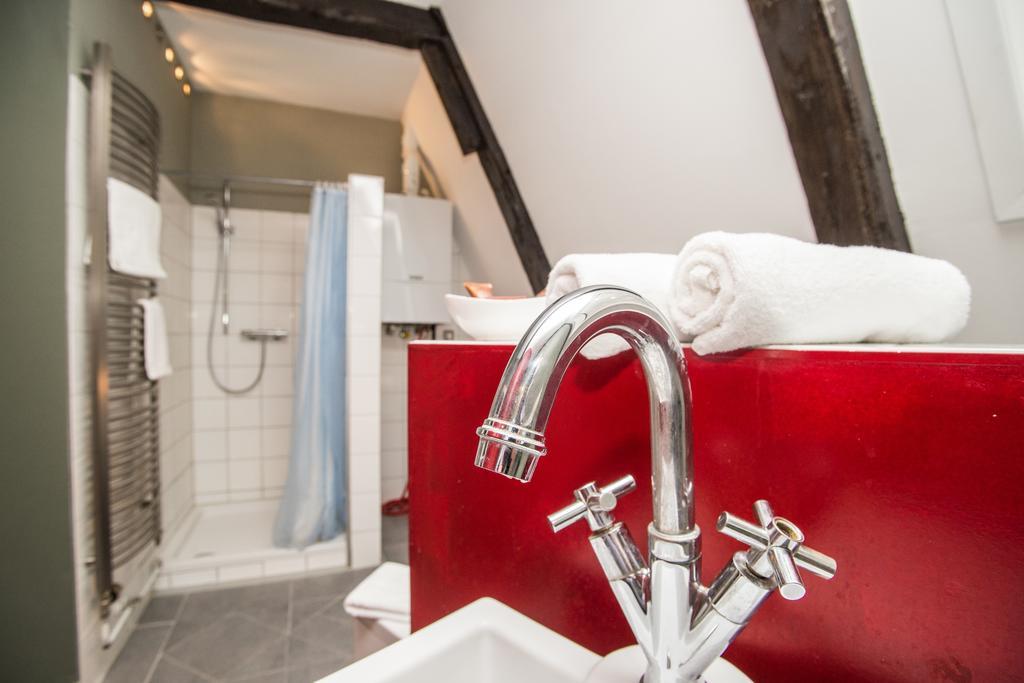Atelierwohnung Im Altstadthaus * Lübeck